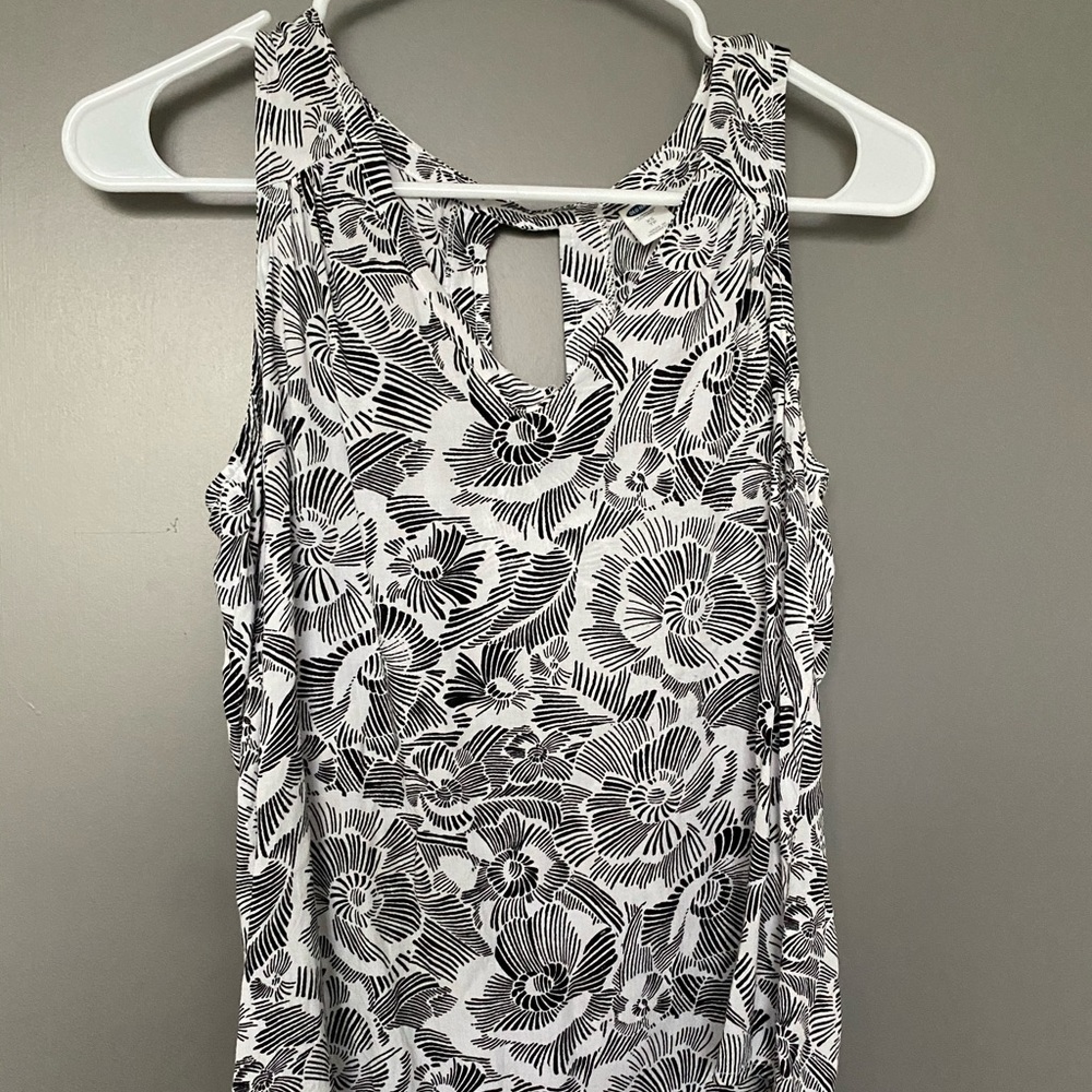 Old Navy Sleeveless Top